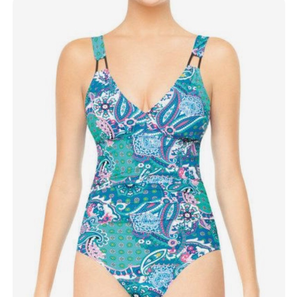Sarah Blakey LOVE YOUR ASSETS SPANX Suit 🧜🏻‍♀️